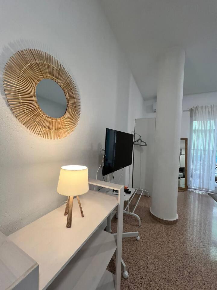 Estudios Con Encanto Alicante Luaran gambar